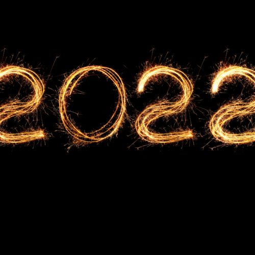 Jahreszahl 2022 in Gold auf einem schwarzen Hintergrudn