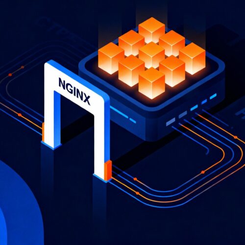 Futuristische Tech-Illustration eines Kubernetes-Clusters mit zentralem Ingress-Gateway vor dunklem Hintergrund in Blau- und Orangetönen, die sicheren Datenverkehr und die Migration auf einen modernen NGINX Ingress Controller symbolisiert.